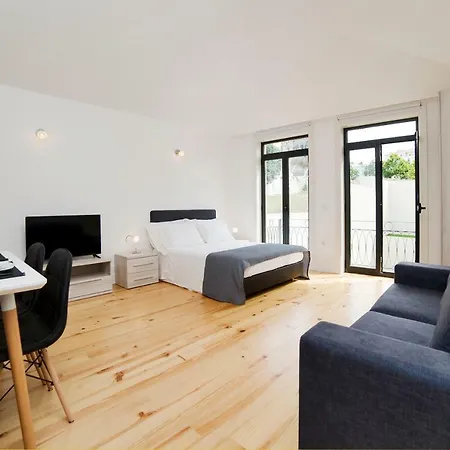 Cool - Fontainhas Oporto