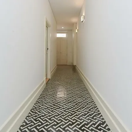 Cool - Fontainhas Oporto