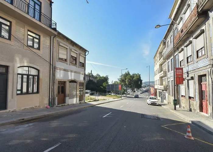 Cool - Fontainhas * Πόρτο